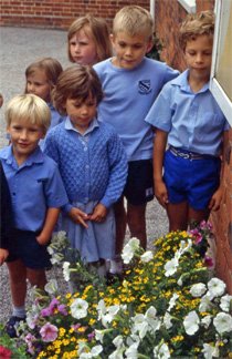 Enfants-jardiniers